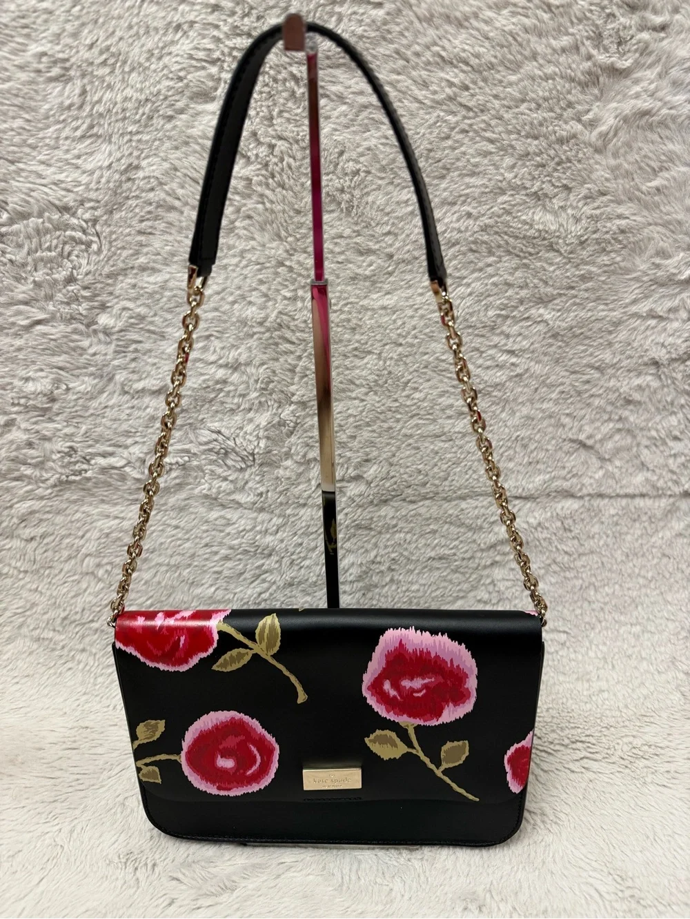 Kate Spade NY Putnam Drive Hazy Rose Lizz shoulder bag.
